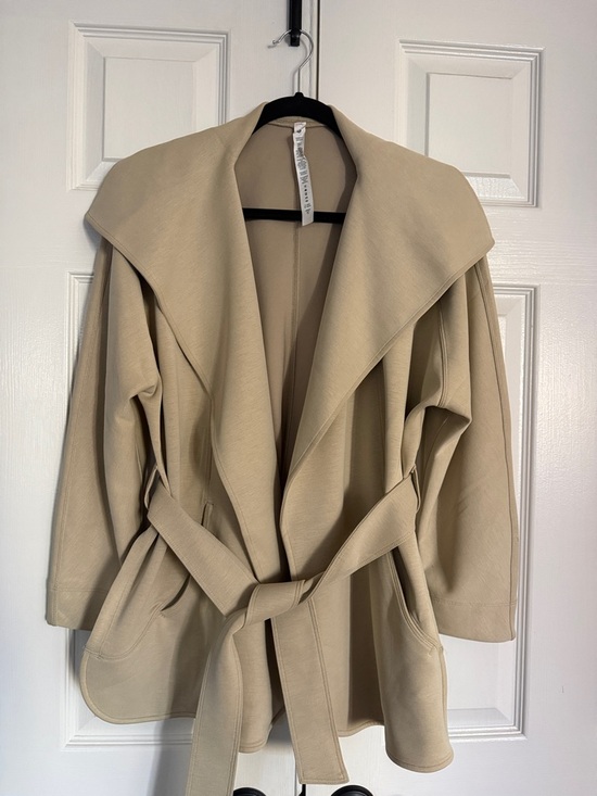 lululemon athletica Jackets & Blazers - lululemon athletica Beige Neutral Shawl-Collar Jacket